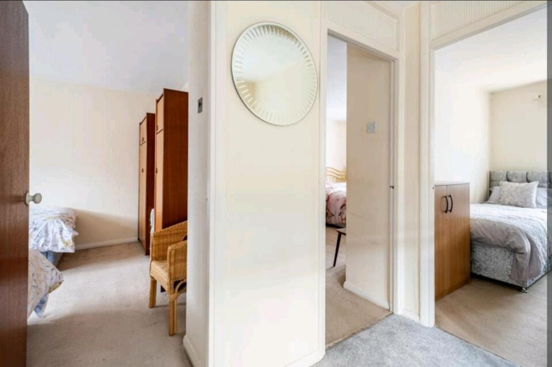 London Stratford Holiday Home Exterior photo